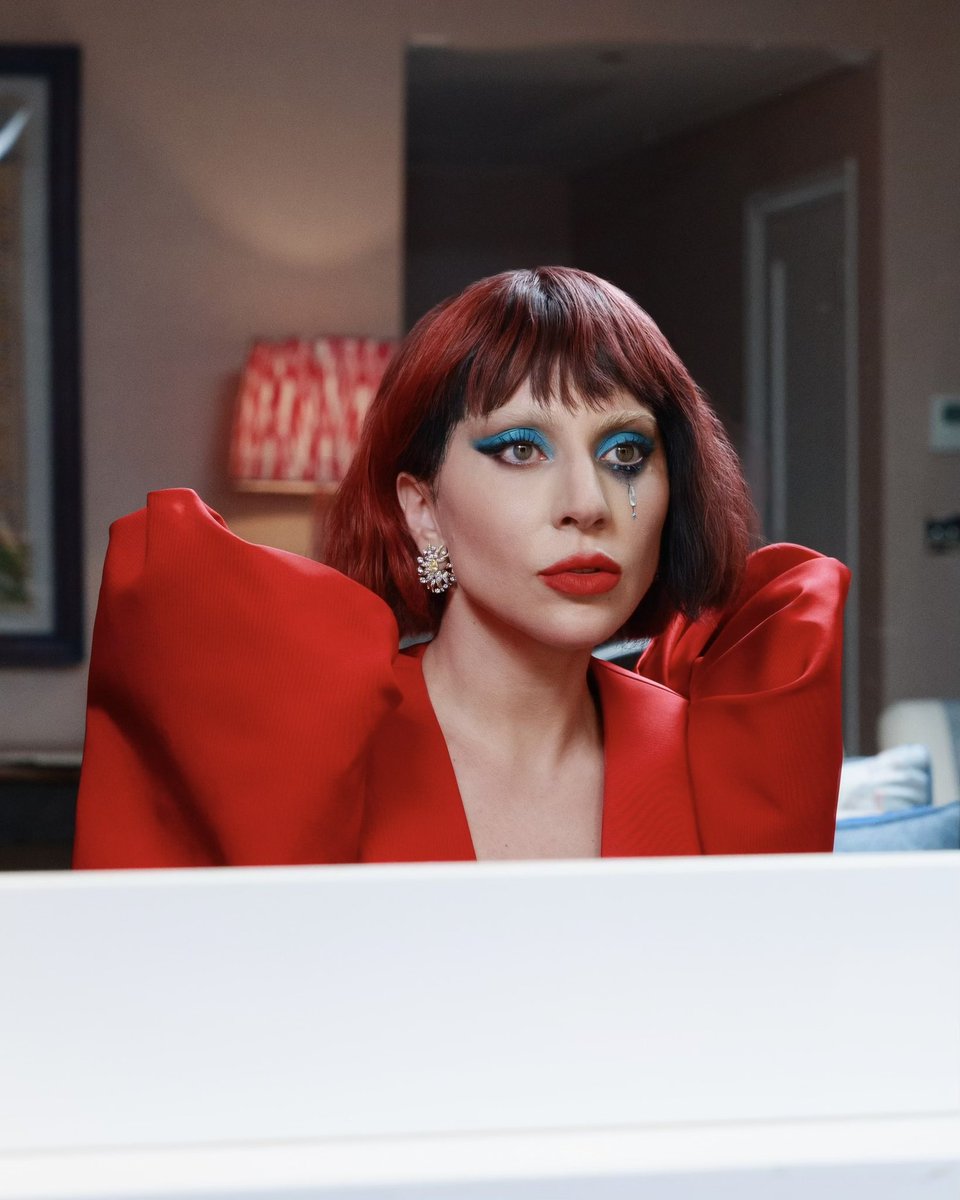 Lady Gaga tweet media