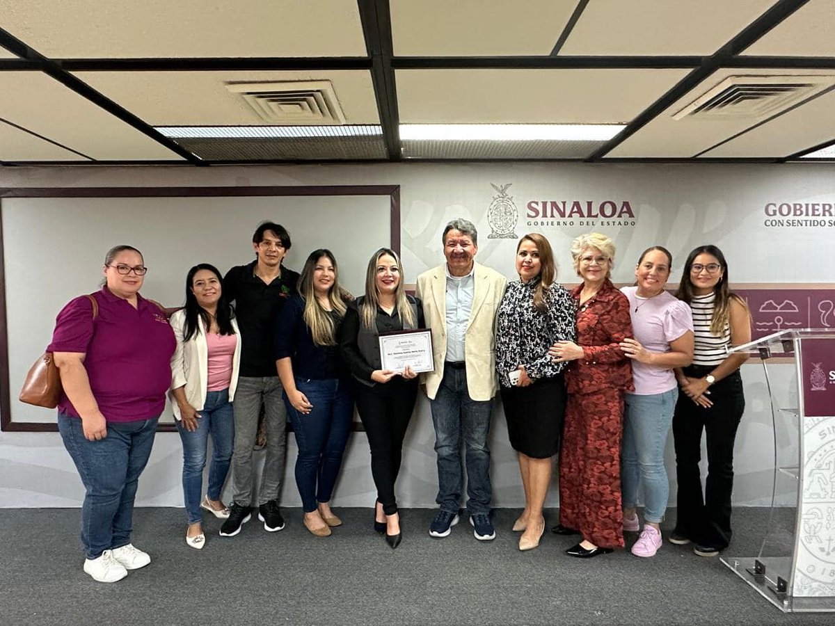 RodolfoMonrealA's tweet image. El día de hoy, la M.C. Daniela Karely Noris Parra nos ofreció la conferencia titulada: “Liderazgo Efectivo: Las claves para un servicio de excelencia”, donde tuvimos la oportunidad de desarrollar una mayor conciencia de transformación personal y profesional. #DTyPE #Sinaloa