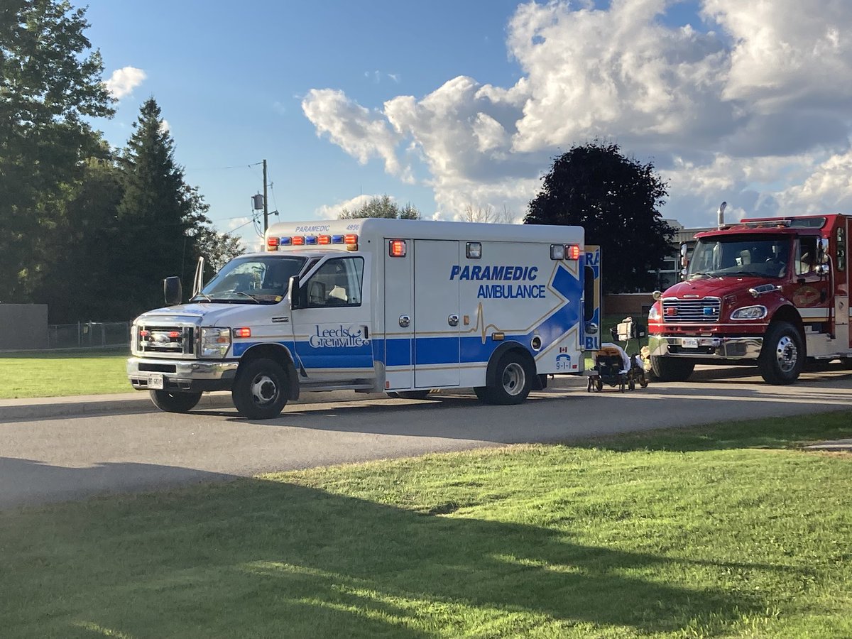 Leeds Grenville Community Paramedics tweet media