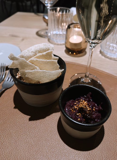 reimburse and maybe I&rsquo;ll let you eat My scraps off the floor 🍸🤍 https://t.co/JakzgYaPoo