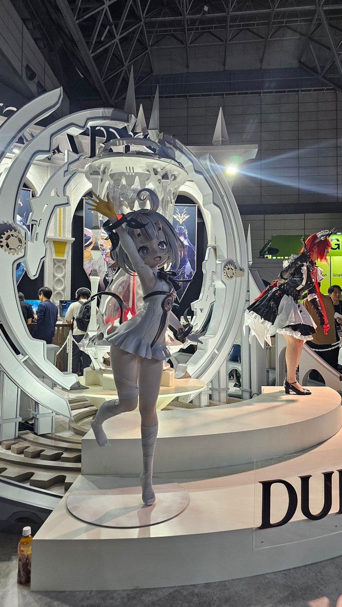 Ellie Li (@elliegato) on Twitter photo 