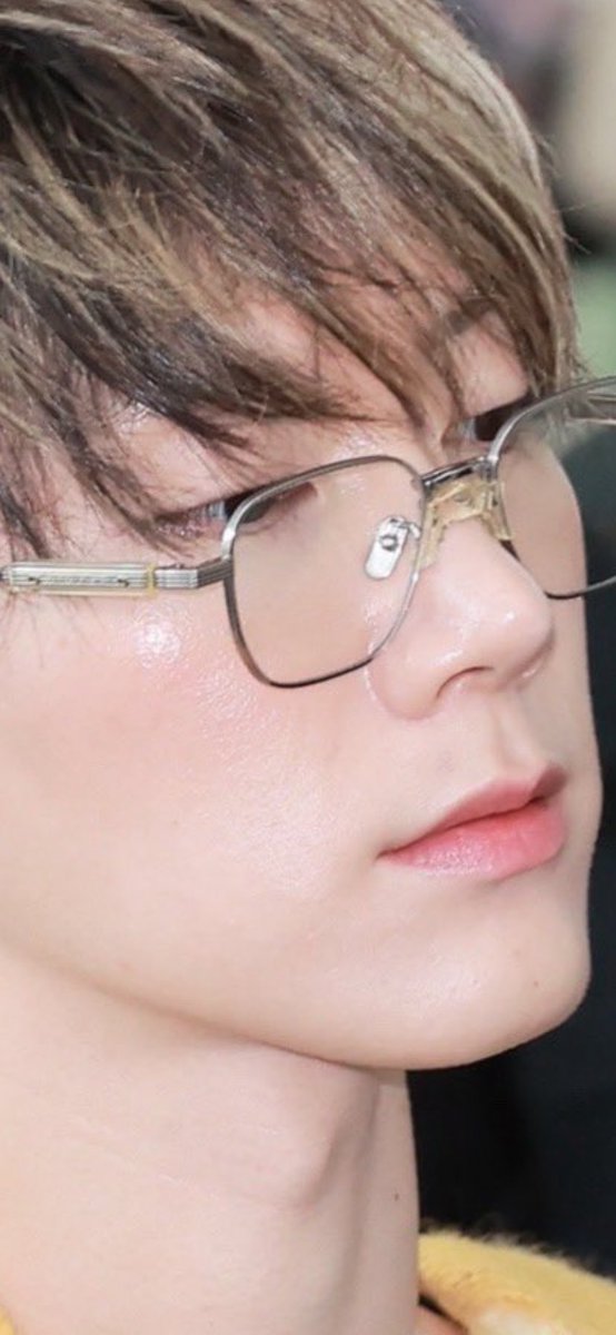 Fz_Fang's tweet image. และนี่คือออออออออออ 😭😭😭😭😭😭😭😭😭😭😭😭😭😭😭😭 โครงหน้าและผิวที่สวยที่สุดในโลกกกกกกกกกกกก