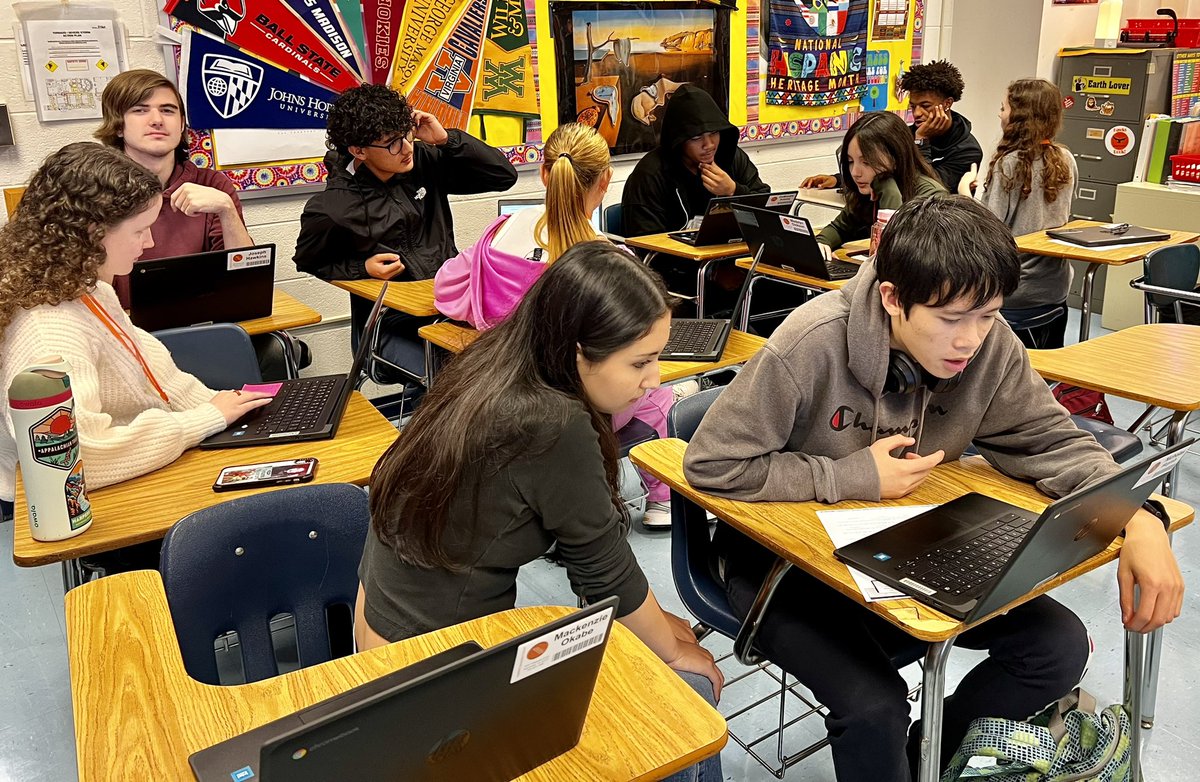 Ms. Kristine Long tweet media