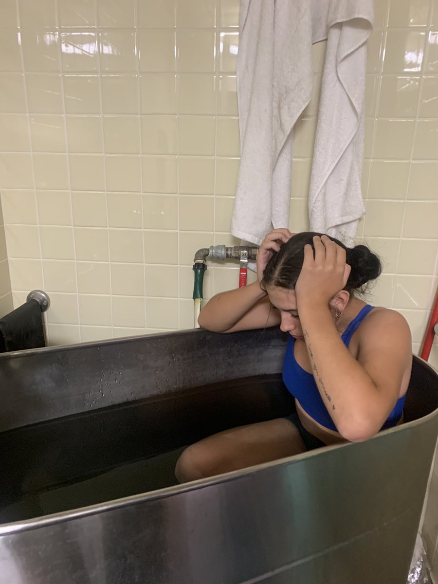 It’s been a week! Homecoming week at school! Life has been crazy busy. I made time to get in some evening workouts and an ice bath to top it off! Game Day on Sunday! Let’s Goooo! @TonyAustin_10 <a href="/CoachJohnnyHull/">Johnny Hull</a> <a href="/KristinaMcSwee6/">Kristina McSweeney</a> <a href="/DakotaSelectsSB/">Dakota Selects Softball</a>