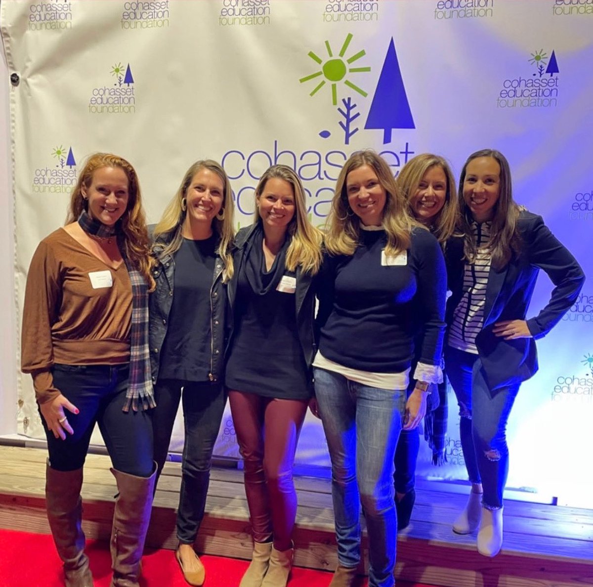 Throwback Thursday- our very first Fall Festival Fundraiser in October 2021 and our first post-Covid in-person event in a looonggg time! Drop a comment below if you were there! ⬇️

🎫: one.bidpal.net/parrot/welcome