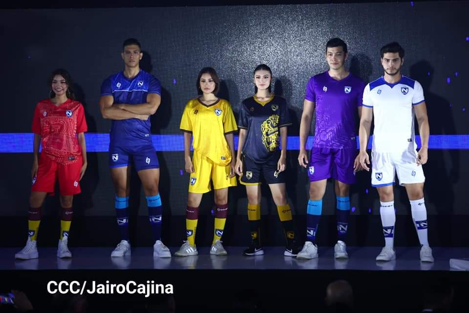 Canal6Nicaragua's tweet image. Selección Nacional realiza el lanzamiento oficial de la nueva imagen en su indumentaria. 

#26Sept #Deportes6 #Nicaragua #fútbol #26septiembre