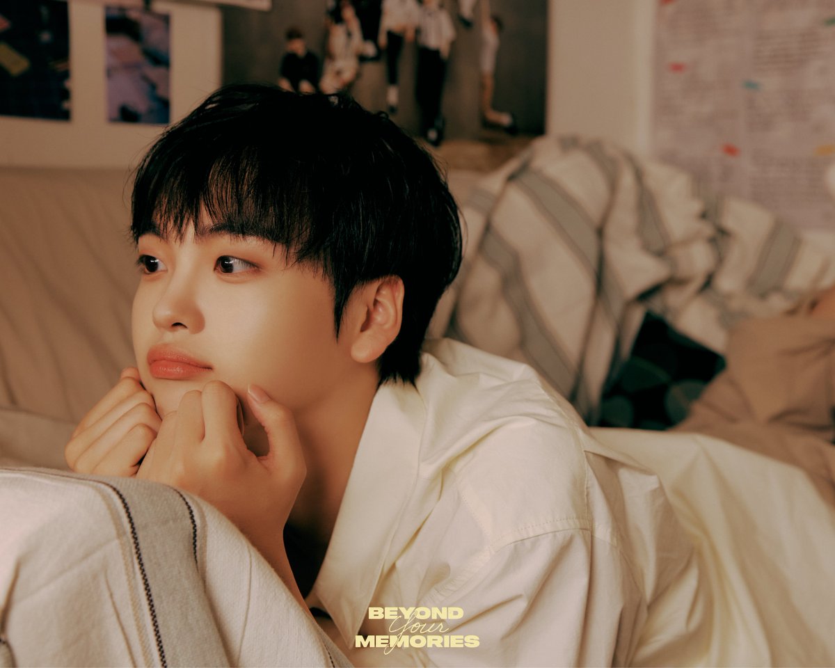 [📢]
2024 CRAVITY FAN-CON <BEYOND YOUR MEMORIES>⠀
⠀
CONCEPT PHOTO🌟
⠀
🌟공연 일시
- 2024. 09. 28 (토) 6PM (KST)
- 2024. 09. 29 (일) 5PM (KST)
⠀
🌟공연 장소
- 올림픽공원 올림픽홀
⠀
#CRAVITY #크래비티
#형준 #HYEONGJUN
#BEYOND_YOUR_MEMORIES