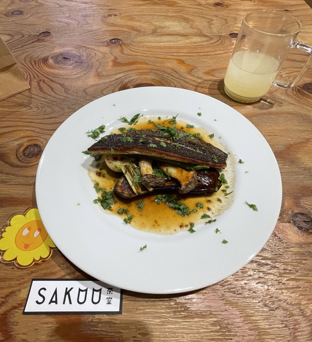 yo_kan37's tweet photo. ディナータイムも美味でございます😋ありがとうございました!
#JINNANHOUSE
#SAKUU さん
#きおくのカケラ
#真田佑馬 さん
#7ORDER https://t.co/H0MSiI6W81