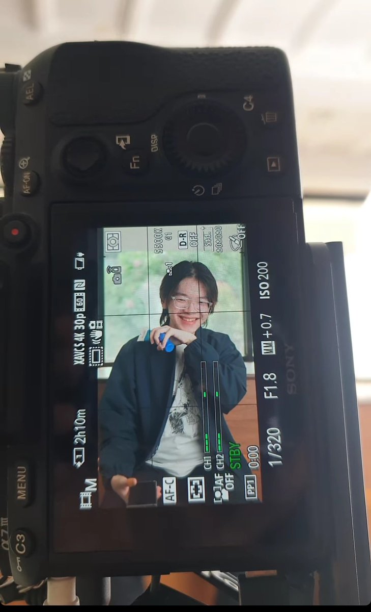 zooyaa00's tweet photo. menurutku semua org suka sm axel krn ya byangin aja klo ktmu di senyumin kek gt emg kuat wkwk #axelots https://t.co/ncpdK6OhWu