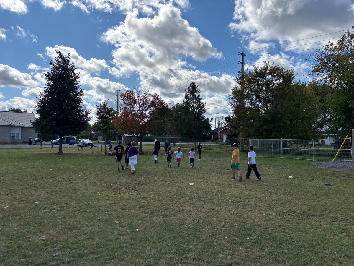 StPhilipOCSB's tweet photo. Congratulations, Falcons, on doubling our school goal of $1, 000 for the Terry Fox fundraiser.  We raised $2,000 for this amazing cause.  Every year, we are all inspired by the legendary and heroic  Canadian, Terry Fox.  Thank you to all the families who donated! https://t.co/drBkdHx8D2