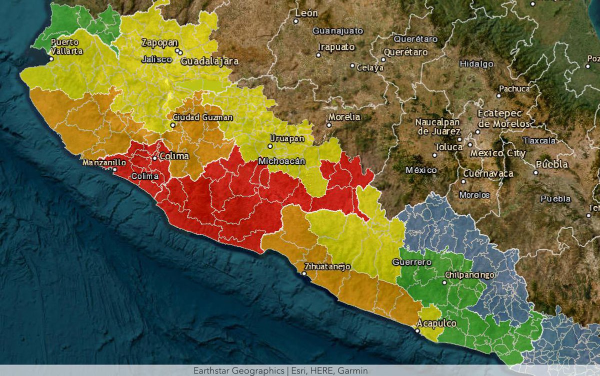 SasslaMx's tweet photo. 🌀⚠️ PELIGRO MÁXIMO PARA COLIMA Y MICHOACÁN - Alerta por #Huracán Cat. 1 #John:

#John ya es #Huracán Categoría 1 y se dirige a #Michoacán - #Colima. Traerá lluvias muy fuertes a zonas costeras del suroeste de México.

👉 NIVEL DE PELIGRO ACTUAL (Última actualización: 26 de septiembre de 2024, 15:00 horas):

🔴 MÁXIMO: Centro, Norte, Sur y Oeste de Colima; Sur, Sureste y Suroeste de Michoacán.

🟠 ALTO: Sureste y Suroeste de Jalisco.

🟡 MEDIO: Centro y Noroeste de Jalisco; Centro, Noroeste y Oeste de Michoacán.

🟢 BAJO: Sur de Nayarit.

Las lluvias adicionales impactarán áreas que han recibido lluvias muy fuertes durante los últimos días. Esta lluvia fuerte probablemente causará inundaciones repentinas y deslizamientos de tierra significativos que amenazan la vida a los estados mexicanos de #Guerrero, #Michoacán y #Colima.

⚠️ SE PRONOSTICA QUE #JOHN IMPACTE ENTRE LOS MUNICIPIOS DE #AQUILA, MICH. Y #MANZANILLO, COL., DURANTE ESTA NOCHE O LAS PRIMERAS HORAS DEL VIERNES 27 DE SEPTIEMBRE.

Efectos esperados:

Detalles:

🌪️ - Viento con rachas de 100 a 120 km/h y posible formación de trombas marinas en costas de Guerrero, Michoacán y Colima; y rachas de viento de 80 a 100 km/h en costas de Jalisco y Oaxaca.

⛈️ - Lluvias puntuales extraordinarias (superiores a 250 mm) en Colima, Michoacán y Guerrero; lluvias puntuales torrenciales (150 a 250 mm) en Oaxaca; y lluvias puntuales intensas (75 a 150 mm) en Jalisco. Además, refuerza la probabilidad de lluvias fuertes a puntuales intensas en el centro, oriente y sureste del país.

🌊 - Oleaje de 4 a 6 metros de altura en costas de Guerrero, Michoacán y Colima; y oleaje de 2 a 4 metros de altura en costas de Jalisco y Oaxaca.

🦺 INSTRUCCIONES POR NIVEL DE PELIGRO:

🔴 MÁXIMO:

1. Resguardo total.

2. Aléjate de ventanas para evitar lesiones si se rompen.

3. Permanece en tu hogar o refugio temporal hasta que las autoridades informen que el peligro terminó.

🟠 ALTO:

1. Evacúa zonas de riesgo y dirígete a un refugio temporal de inmediato si tu vivienda no es segura.

2. Si vives cerca de un río o laguna, vigila el nivel del agua.

3. Cierra puertas y ventanas, corta el suministro de gas y electricidad.

🟡 MEDIO:

1. Identifica el refugio temporal más cercano y la ruta para llegar más rápido.

2. Ten lista tu Mochila de Emergencia para cada integrante de tu familia, incluyendo a tus mascotas. Almacena alimentos, agua potable, cobijas, radio a baterías, herramientas simples, lámpara, etc.

3. Guarda tus documentos importantes en bolsas de plástico y realiza una copia electrónica (tómales foto).

🟢 BAJO:

1. Poda árboles que obstruyan los cables de energía eléctrica, y los que pudieran representar peligro.

2. Protege vidros con cinta adhesiva en forma de cruz y fija objetos que puedan ser lanzados por el viento fuerte.

3. Limpia azoteas, desagües, canales y coladeras. EVITA tirar basura.

🆘 Número de emergencias: 911.

👉 Más información en: https://t.co/04jD4x8M37

Vía: Sistema de Alerta Temprana para Ciclones Tropicales (SIAT-CT) del Gobierno de México.

#SASSLA @CNPC_MX
