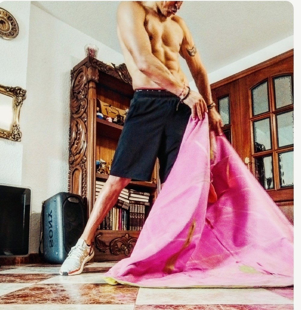 Cuando tú mente te pide parar y tomarte un tiempo para alinear tús sueños . Temporada 2024 en blanco en naaaa ya estamos dando guerra nuevamente apretaros los machos que hay que arrimarse no lo pondré fácil #mentepoderosa #estamosdevuelta💪♉