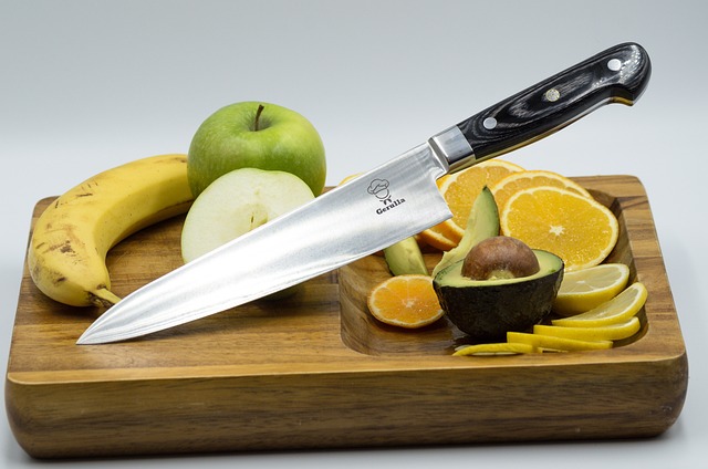 KellyNicolson82's tweet photo. Some basic steps to improve your chopping skills in the kitchen.
https://t.co/oIw8Bp1q3K
#lifestyle #life #kitchen #cooking #singlemother #solomum #lifestyleblog #blog #blogging #blogger #lifestyleblogging https://t.co/RF9tYqMZMW