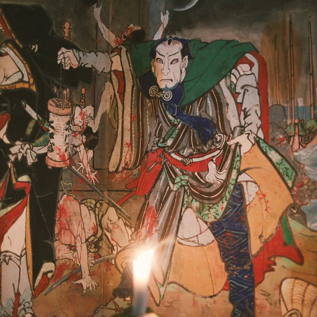 絵金祭り」 幕末の絵師「絵金」のおどろおどろしい芝居絵屏風を商店街