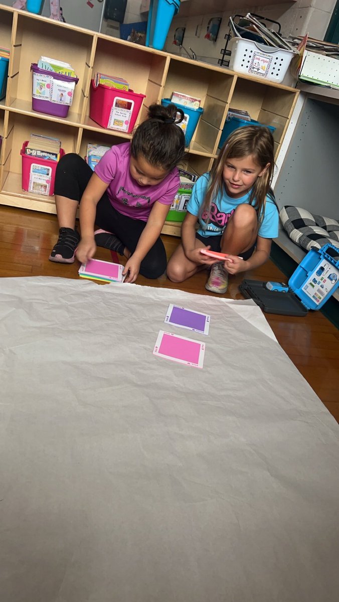 Kate Neigebauer CES tweet media