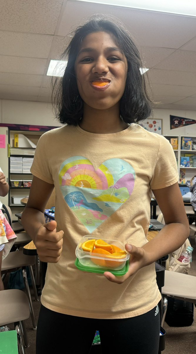 JPelatzky's tweet photo. Catching these @MJEFifthGrade jags making healthy choices during snack time! @Physedmanrising @MJEjags 🧡 💜 #CatchWeek https://t.co/opYdl7RPSs