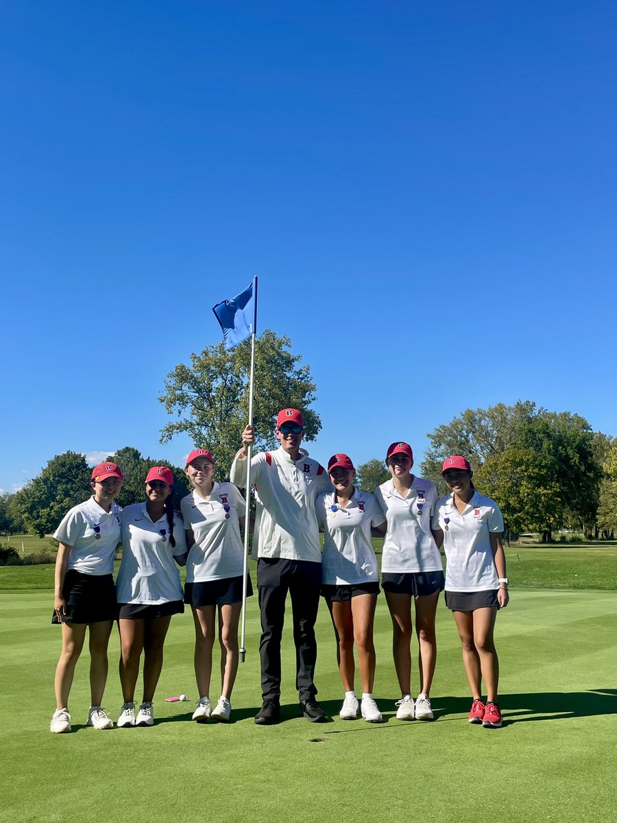 Reese Wallace set a Buffalo Grove course record with an -8 round today! Reese won the MSL Title giving the Fillies 9 individual champs in the last 10 years. Praise Shim, Teagan Carden, Olivia Yoon, Sophia Chaturvedi, &amp; Annie Carden were also all-conference! <a href="/BHS220Athletics/">BarringtonAthletics</a>