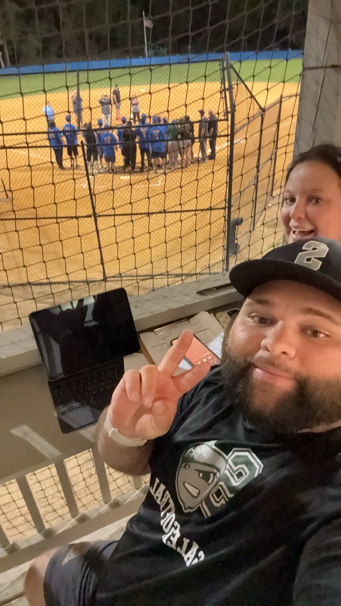 Your coaches calling the game tonight for our buddies! Pennsville Little League Challenger Division PLAY BALL 💪🥎⚾️ #MightyOaks #Team3