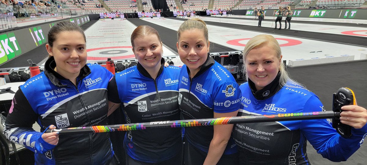 twinetime14's tweet photo. 🏳️‍🌈 #RepresentationMatters 🏳️‍🌈

@TeamInglis is sweeping rocks while supporting inclusion

The #CurlON champs looking sharp on the ice with their @GoldlineCurling brooms

When we bring Pride on the #curling ice, we support Pride off of it too

❤️🧡💛💚💙💜🥌 https://t.co/uDo5Z1diGp