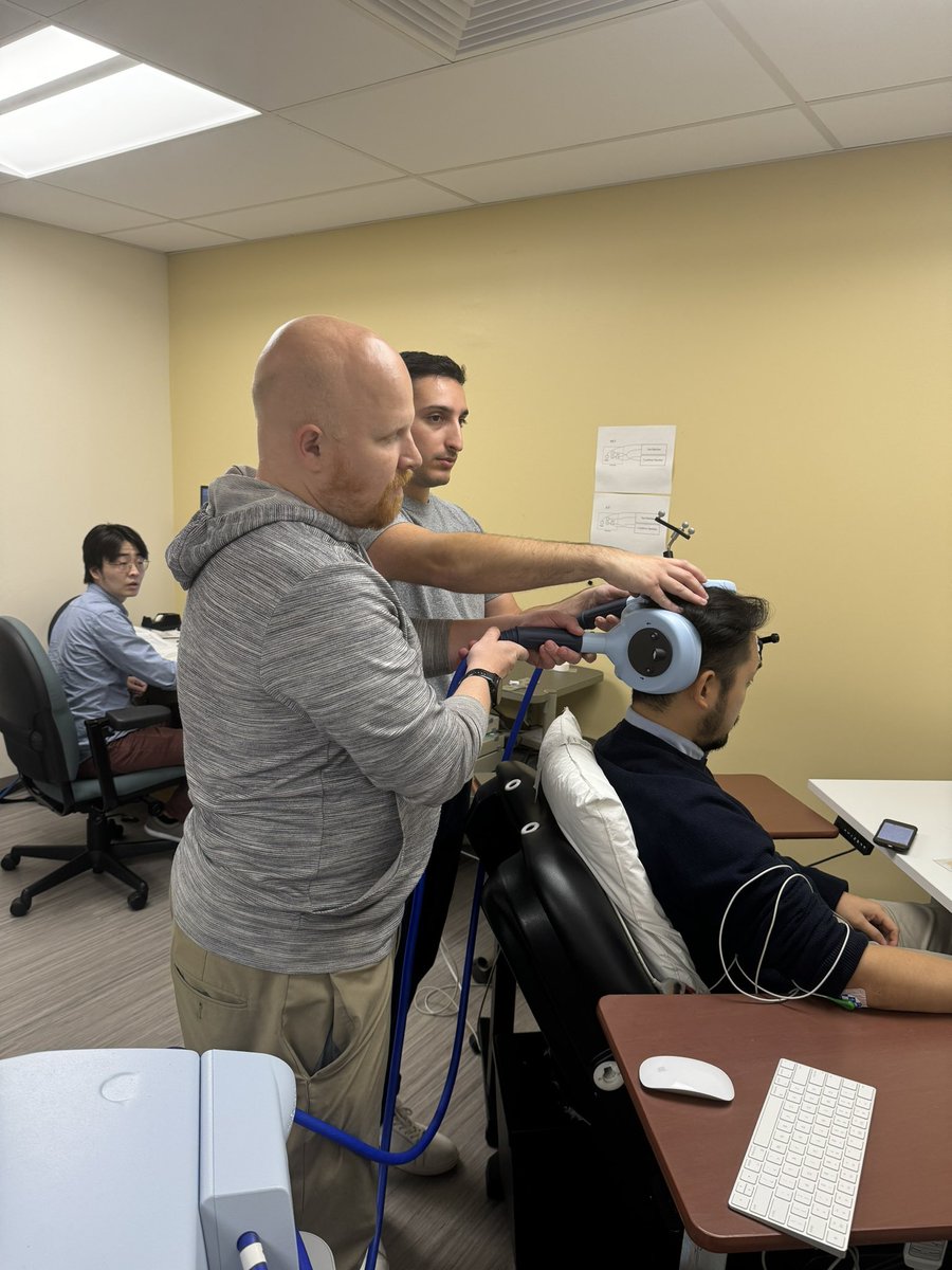 Jessica Cassidy (@cassidybrainz) on Twitter photo Thank you, <a href="/DavidRthr/">David A Cunningham</a>! Jasper and I had a fantastic 3 days with you and your brilliant lab and colleagues. ❤️ and 🧠 are full! Thank you, <a href="/DavidRthr/">David A Cunningham</a>! Jasper and I had a fantastic 3 days with you and your brilliant lab and colleagues. ❤️ and 🧠 are full!