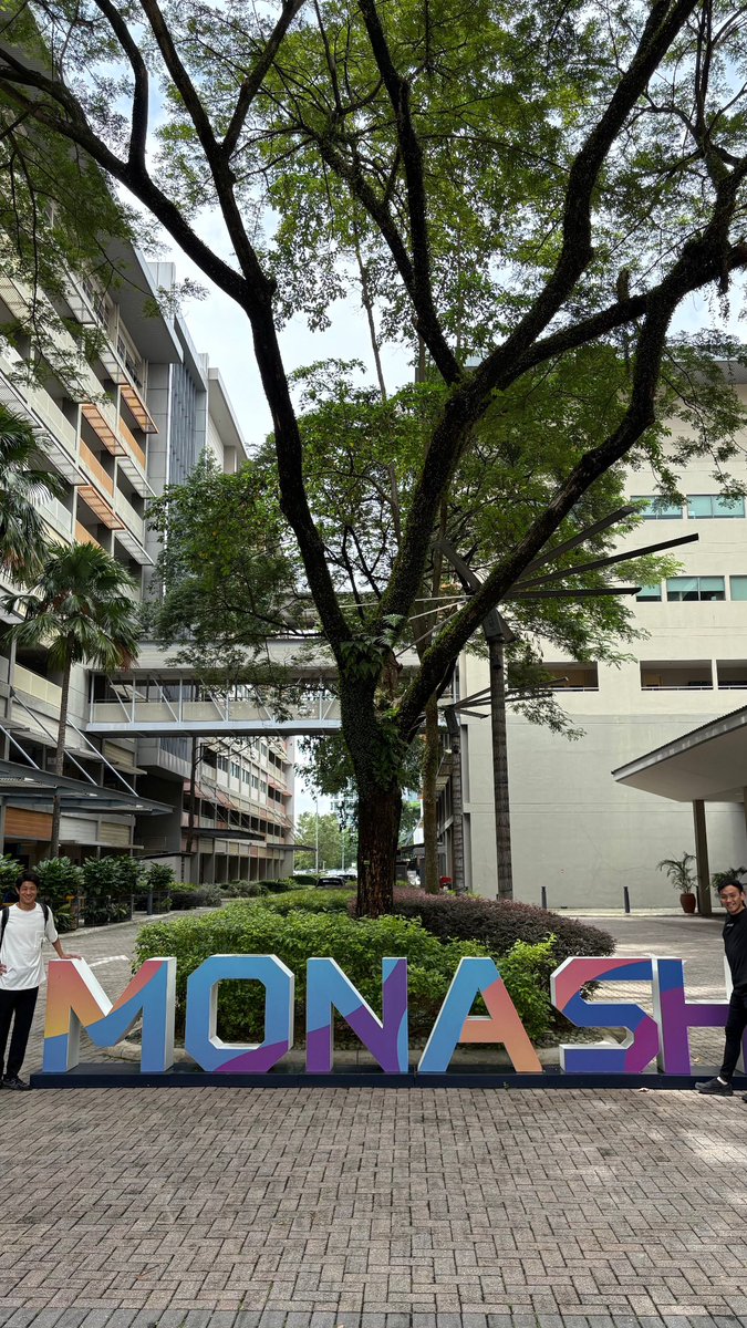 understone07's tweet photo. Monash university マレーシア校 潜入調査! https://t.co/Fgkw2Zy8ZA