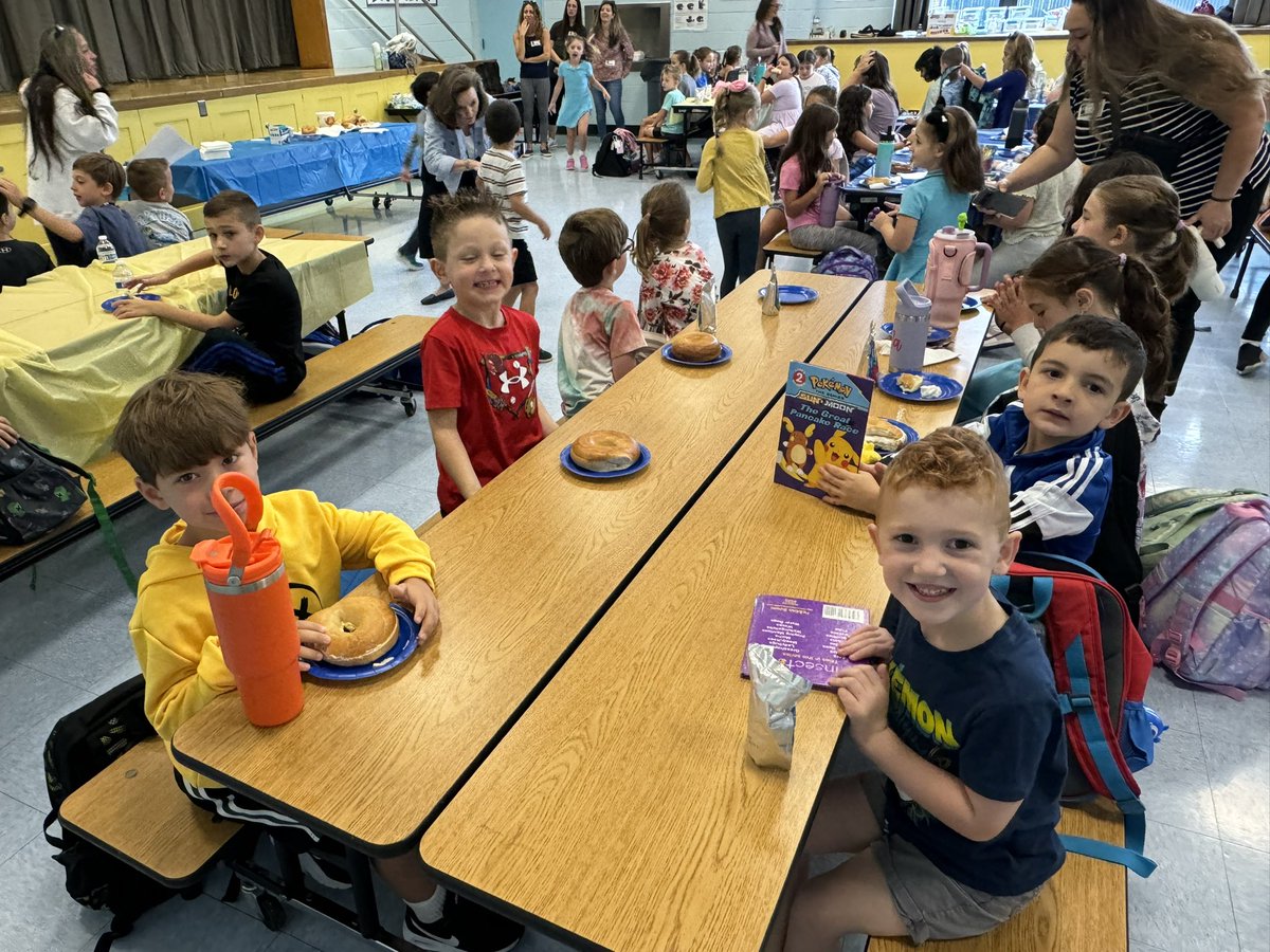 Celebrating our summer readers!!!📚📖