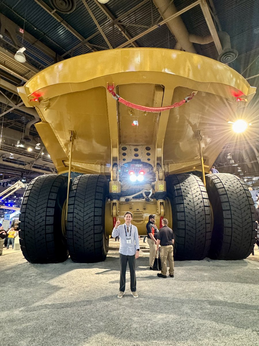 Seeing the largest moving machinery live in person is something else… thank you <a href="/MINExpoIntl/">MINExpo INTL</a> 2024 for an amazing trade show!!

Now imagine those machines running autonomously…

That’s what we are working on every day at sensmore with our embodied AI &amp; customers - mind blowing!