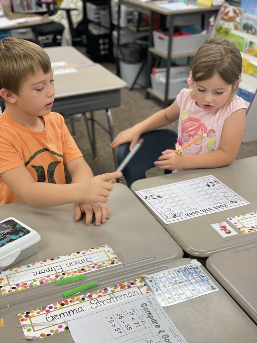 marnellandrea29's tweet image. Playing a math game to review comparing numbers. @VV_Voyagers #fabulousfirsties #welovemath