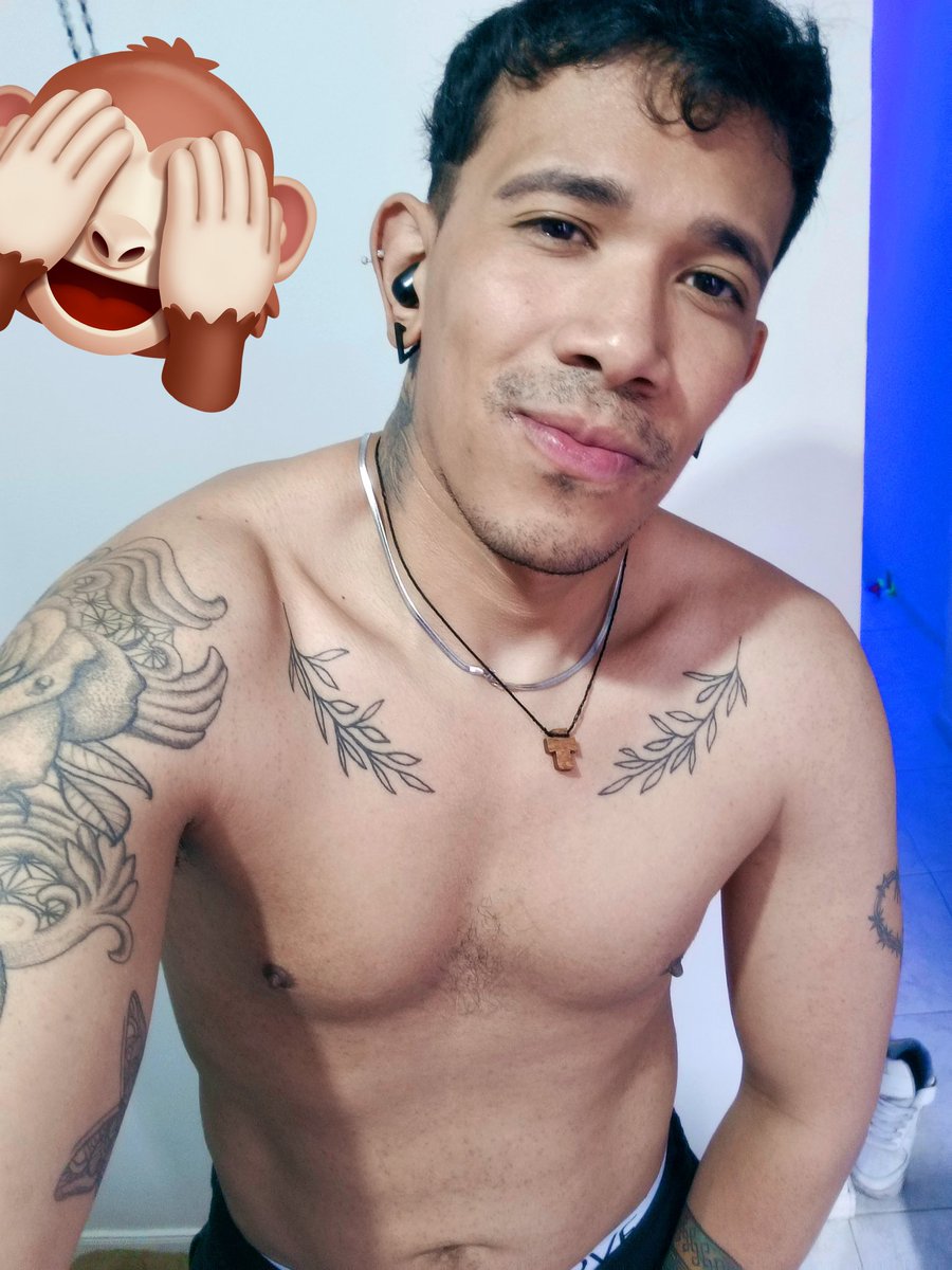 #Bogotá #gay #morbo #cruising 
Será que nos arrunchamos con este frío ??.