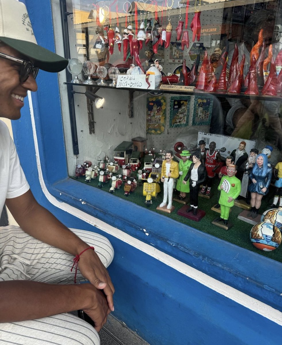 𝓥𝓮𝓻𝓸𝓷𝓲𝓬𝓪💫 | MJ fan tweet media