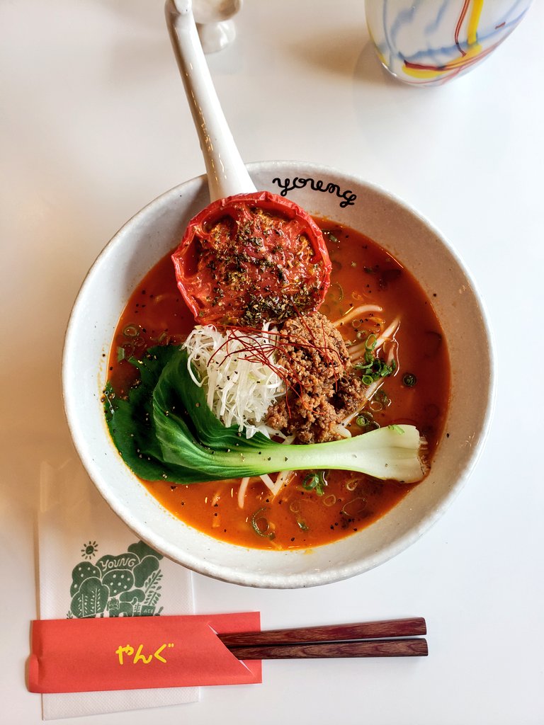 Minako3075's tweet photo. 最近やんぐ率が高いので記録🍜
どれも美味しいなんでも美味しい。担々麺は期間限定。レモンラーメン塩は間違いないけど醤油も時々食べたくなる。麺の太さが違うのでお腹のすき具合でも要相談。��法のラーメンは絶品リピート。#よい金曜日を #ラーメンやんぐ #絶品ラーメン #三島市観光アンバサダー https://t.co/1VTpTjtCAw