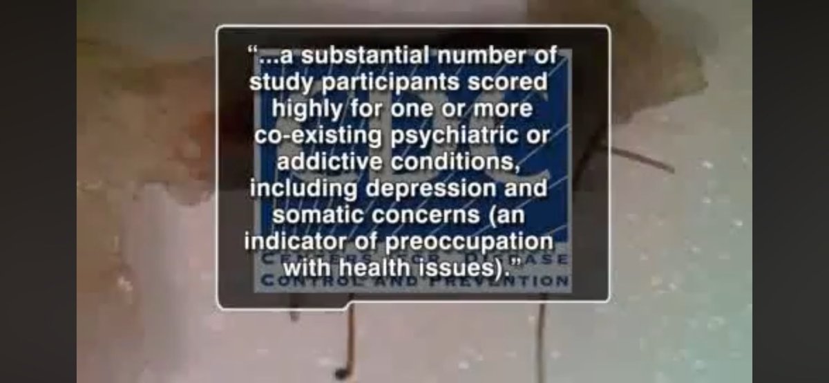 Benji4322's tweet image. the CDC basically said 

y’all crazy - It’s totally normal for peoples bodies to grow red and blue “strings” 

#nanosams #morgies