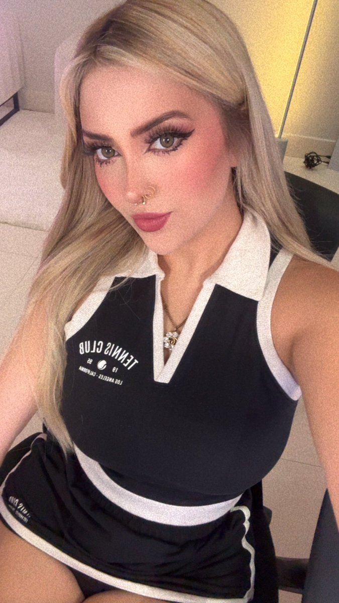 arigameplays's tweet photo. Ya en vivo vamos a darle al dedsafio 3 💕
EL RETO ES NO MORIR HOY🥲 https://t.co/nLAAF9qQ39