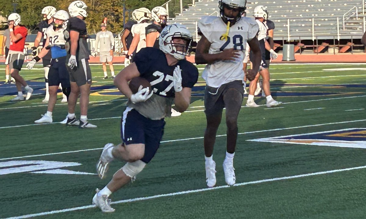 BlakeOlson1's tweet image. Week 5: Practice right now. Perfect night to prepare for Saturday’s 1pm game vs Cal Poly.  @BigSkyConf kickoff.  
#BearWitness #STBC

@UNC_BearsFB
