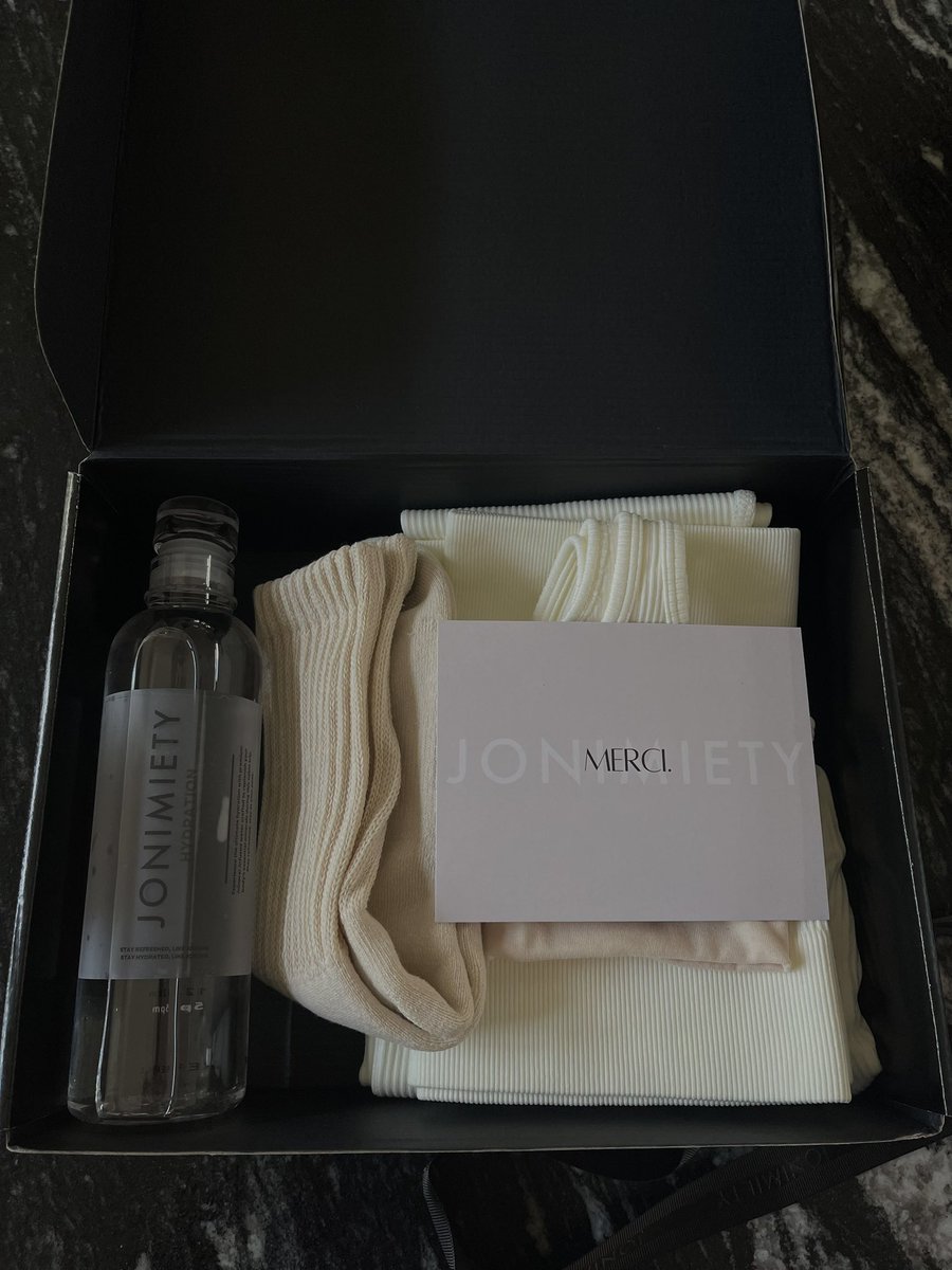 jordnelise's tweet image. The cutest retreat