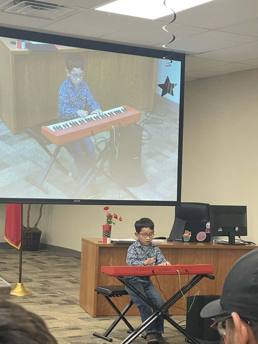 🐾Yeah! Way to go Ian! We’re so proud of you!#TISDProud