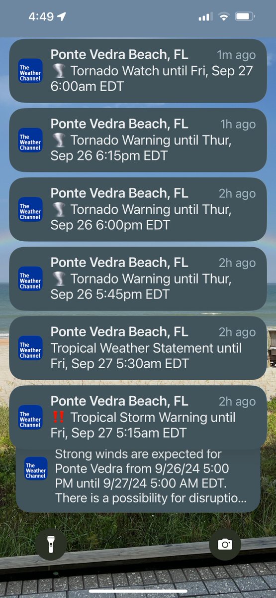 chemobrainfog's tweet photo. When you're trying to stay focused on an important presentation (@SWOG #ESITC) and this is what your phone screen looked like... https://t.co/CmYuAFlnHR