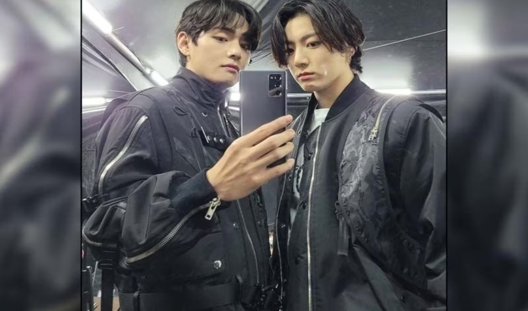 TAEKOOKLATAM's tweet photo. Un día menos que contar para que nuestros Jungkookie y Taehyungie hyungie hyung, regresan a casita. 

#Borahae #apobangpo
#taekook    𐤀
🐻: 𝙳-256
🐰: 𝙳-257 https://t.co/zZEr6rWa0z
