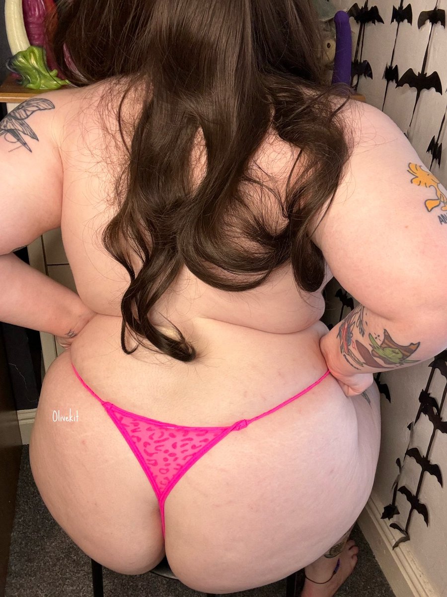 The category is...

✨️ THONG ✨️

[Engagement thread]

Ladies, show off those thongs ✨️

(Please only post yourself)

I will be liking and RT ✅️ 

Spread the love💗like and RT the post

Like and RT your faves💜

Check out the featured babe 💜

<a href="/olivekit_/">Olive | OF + Fansly 🌿</a>