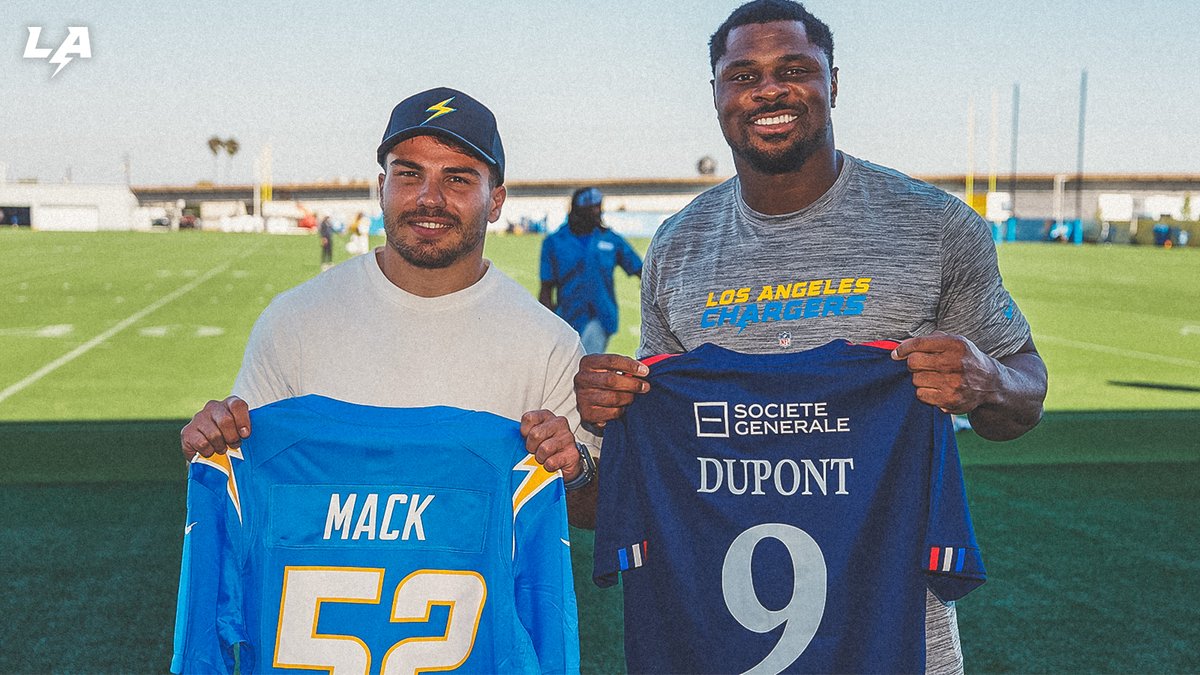 chargers's tweet photo. welcome to the cityy, @Dupont9A ⚡️ https://t.co/lhDwoPfYm9
