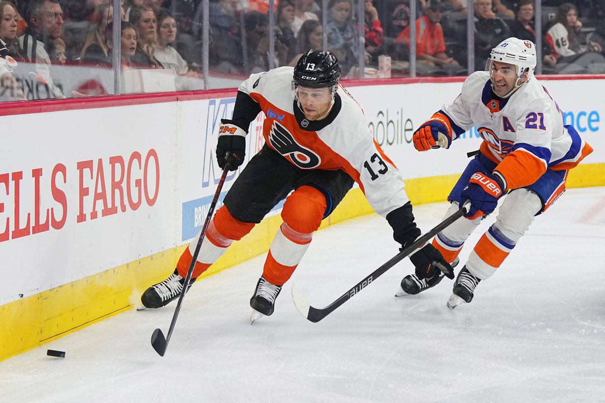 NHLFlyers's tweet photo. Through two periods and still looking for the game's first goal. 

#NYIvsPHI | #LetsGoFlyers https://t.co/UaPTvx0Ect