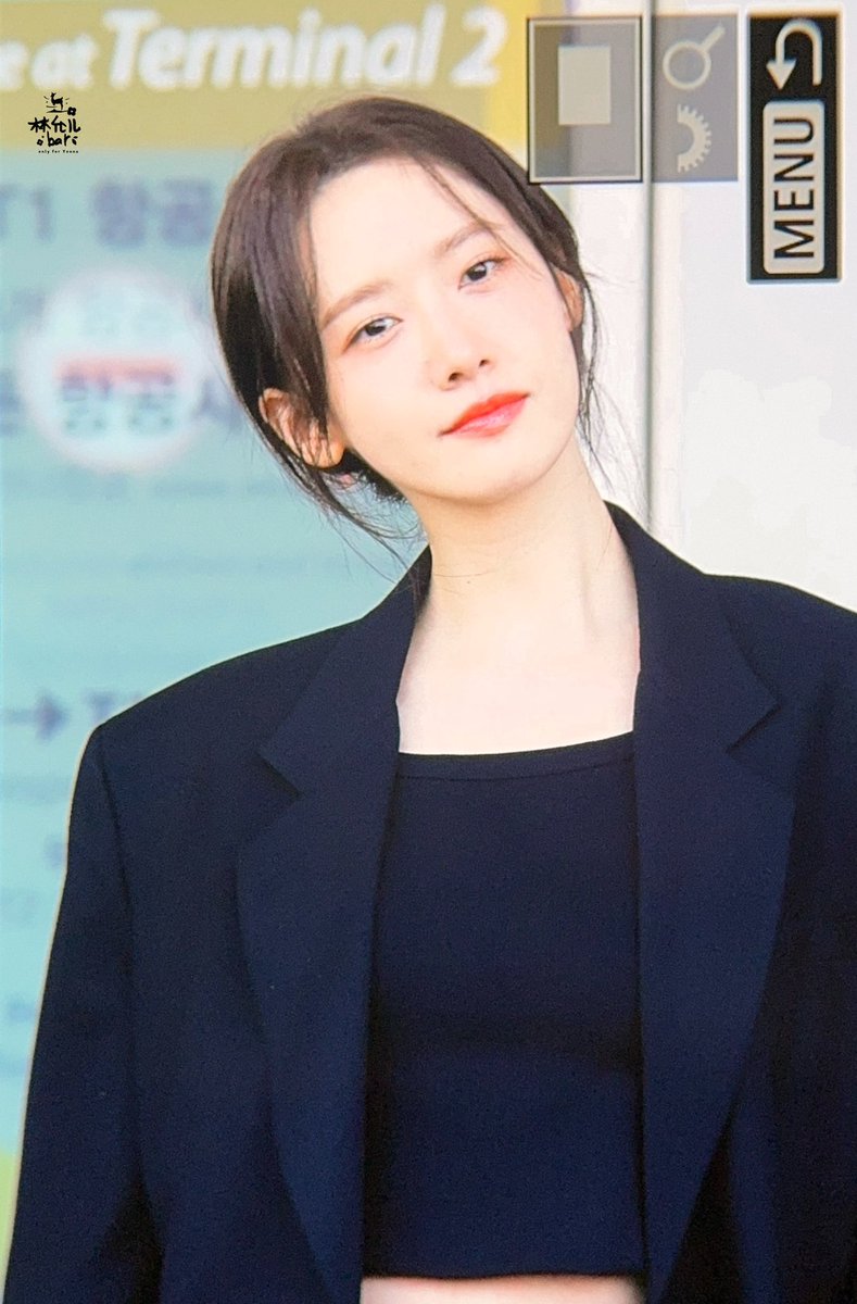 limyoonabar's tweet photo. 240927 인천 출국

#YOONAxValentinoSS25 #ValentinoSS25 @MaisonValentino #LimYoonA #YOONA #ParisFashionWeek #임윤아  #윤아 #YoonA https://t.co/Gm0wATJc1M