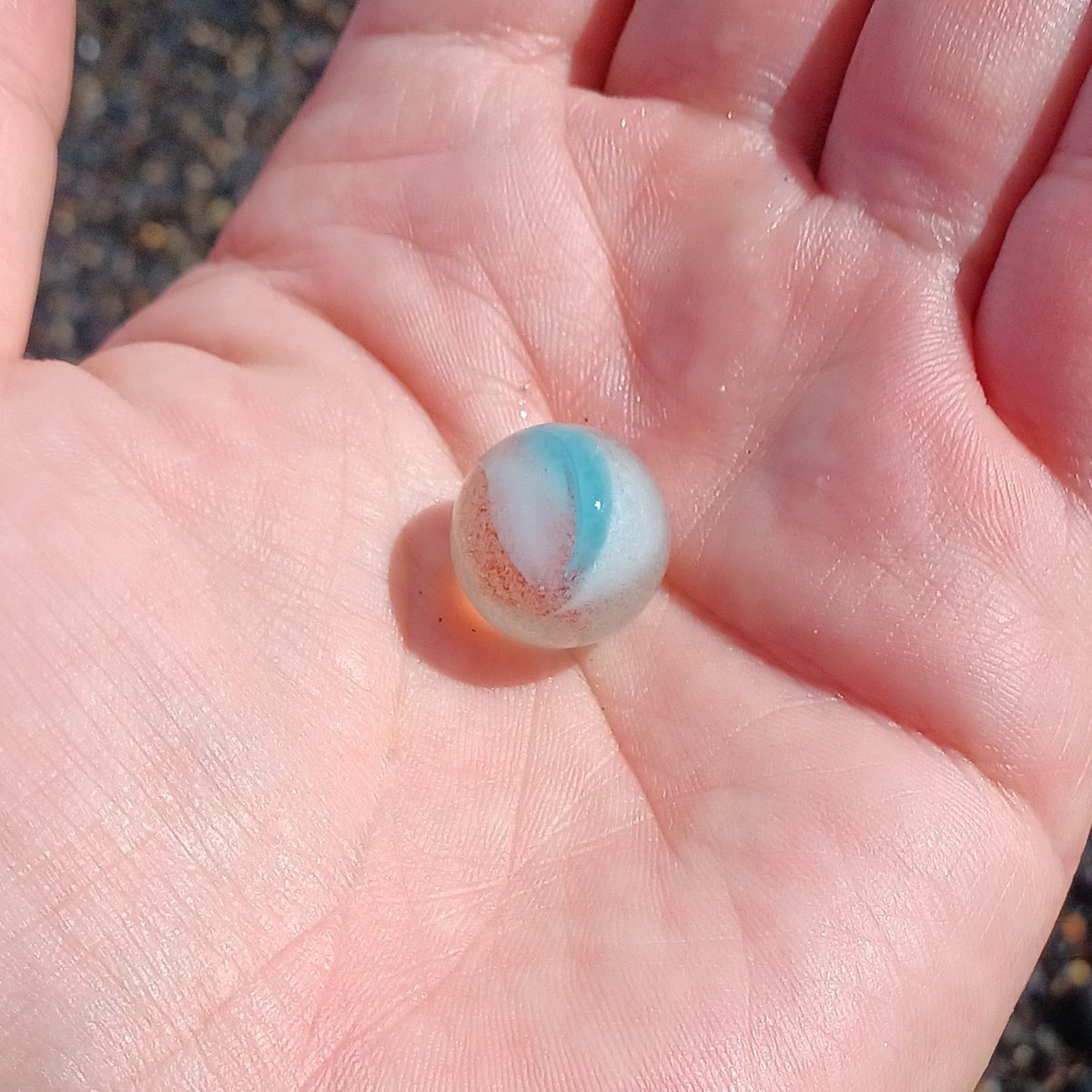 sosuke_seaglass's tweet photo. 今日の逸品。カラフルシー玉✨ https://t.co/kWdGznU1mk