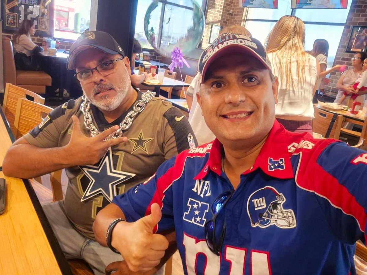 nek_torres's tweet photo. #Foximpactonfl aquí desde Torreón Coahuila !!! https://t.co/2EoBrLKsGP