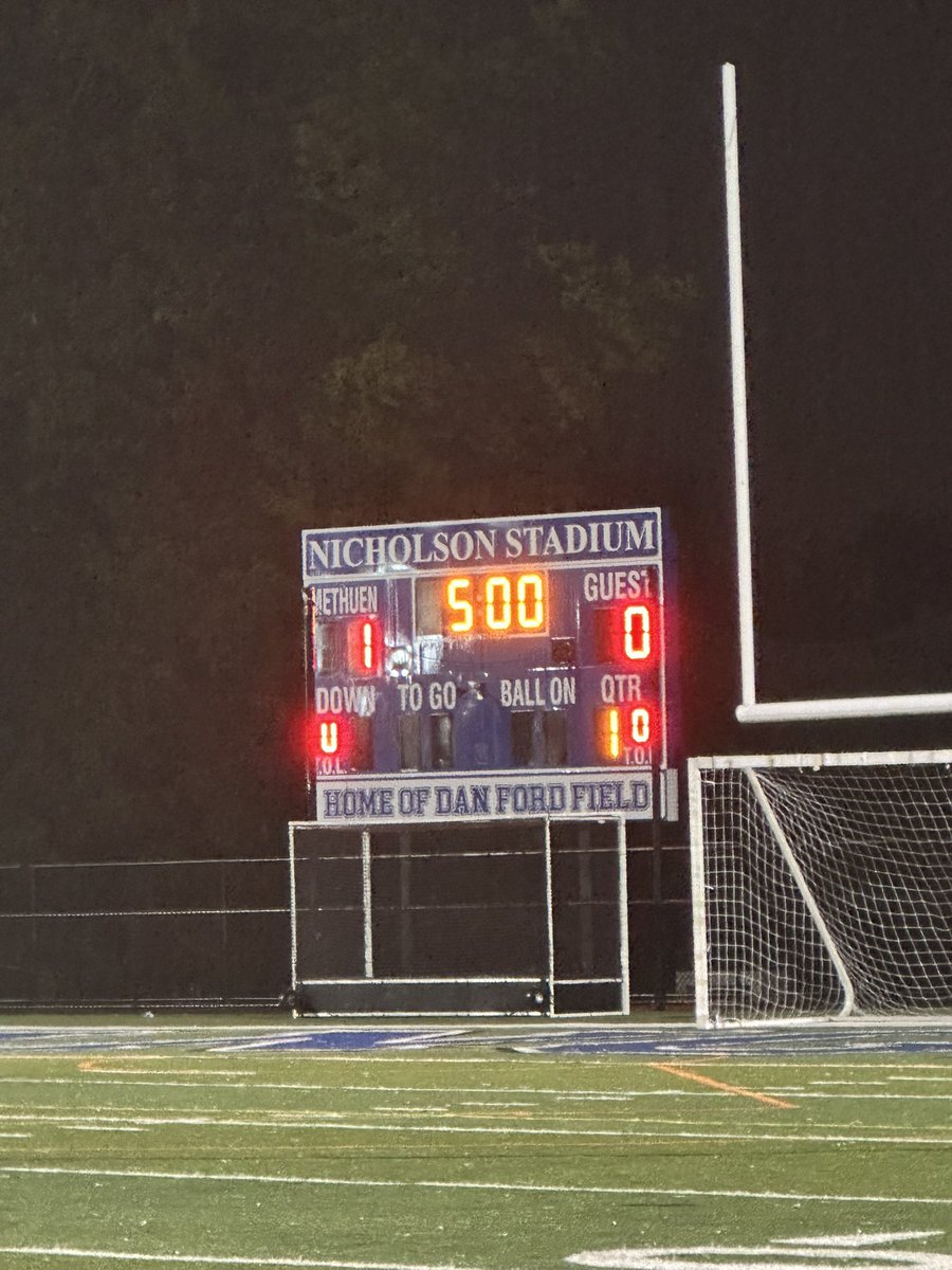 MethuenSoccer's tweet photo. HUGE TEAM WIN TONIGHT !! Battled through the rain to come out with a 1-0 win over Andover 💙💙  

GOALS: Kiera Fitzpatrick 
ASSISTS: Lexi McKenna 
Bella Medeiros with 10 saves in the shut out 

Proud is an understatement 💪#sleeperpotential https://t.co/Jphwop0Bkj
