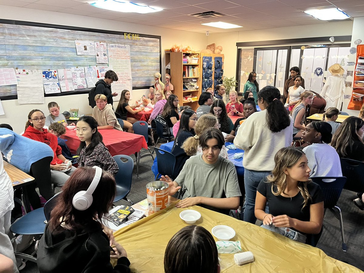 A few more MHS HOSA members hard at work!