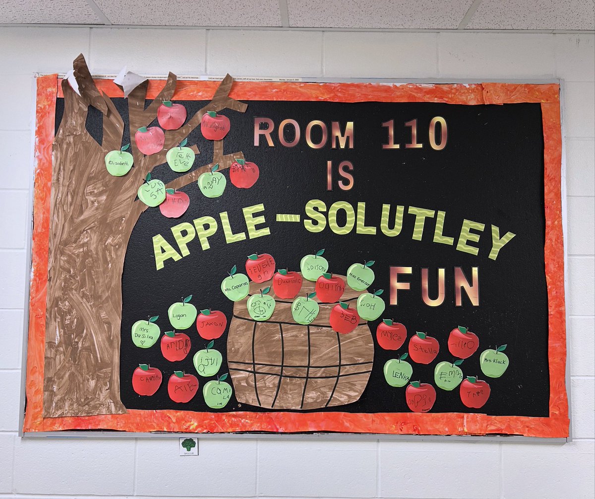 Had so much fun co-creating the board with my class. Room 110 is Apple-solutley fun! 🍁🍃🍂🍎🍏 <a href="/HCDSB_StFrancis/">St.Francis of Assisi Catholic Elementary School</a>
