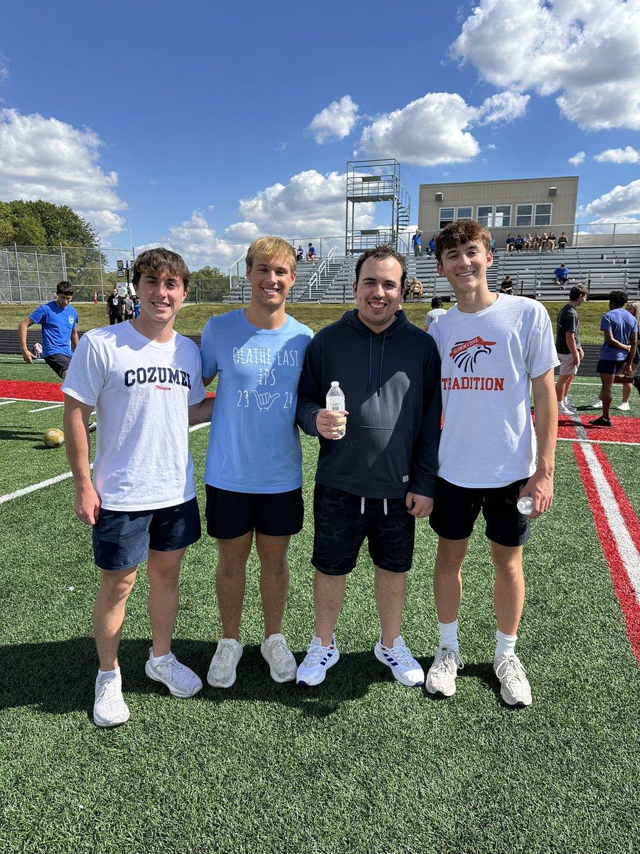 olatheeastIPS's tweet image. Thanks Olathe North IPS for a fun BBQ
#buildingfriendships #inclusionmatters