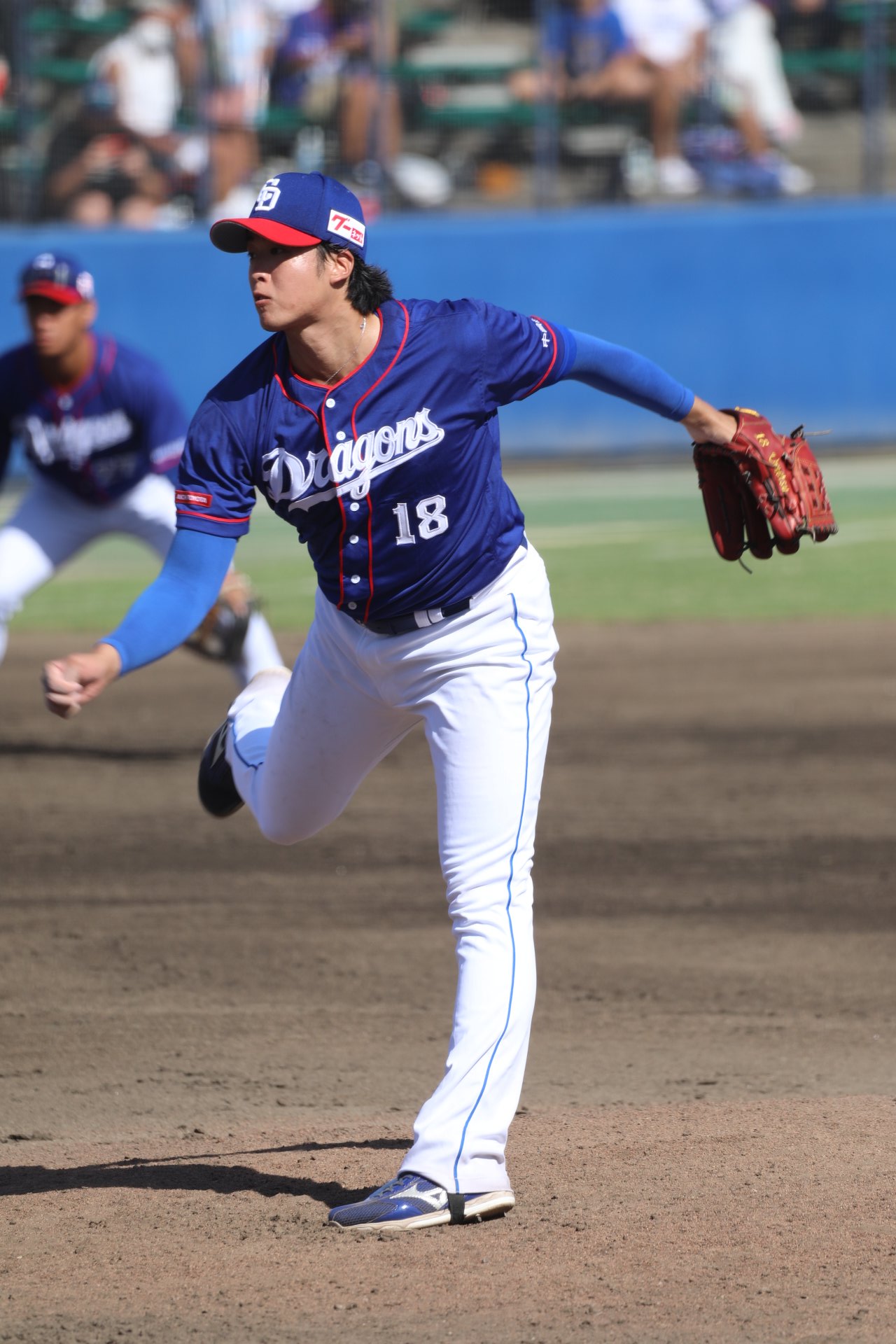 中日ドラゴンズ　梅津晃大 8 【梅津晃大】BBM 中日ドラゴンズ 2022 レギュラー : スポーツ