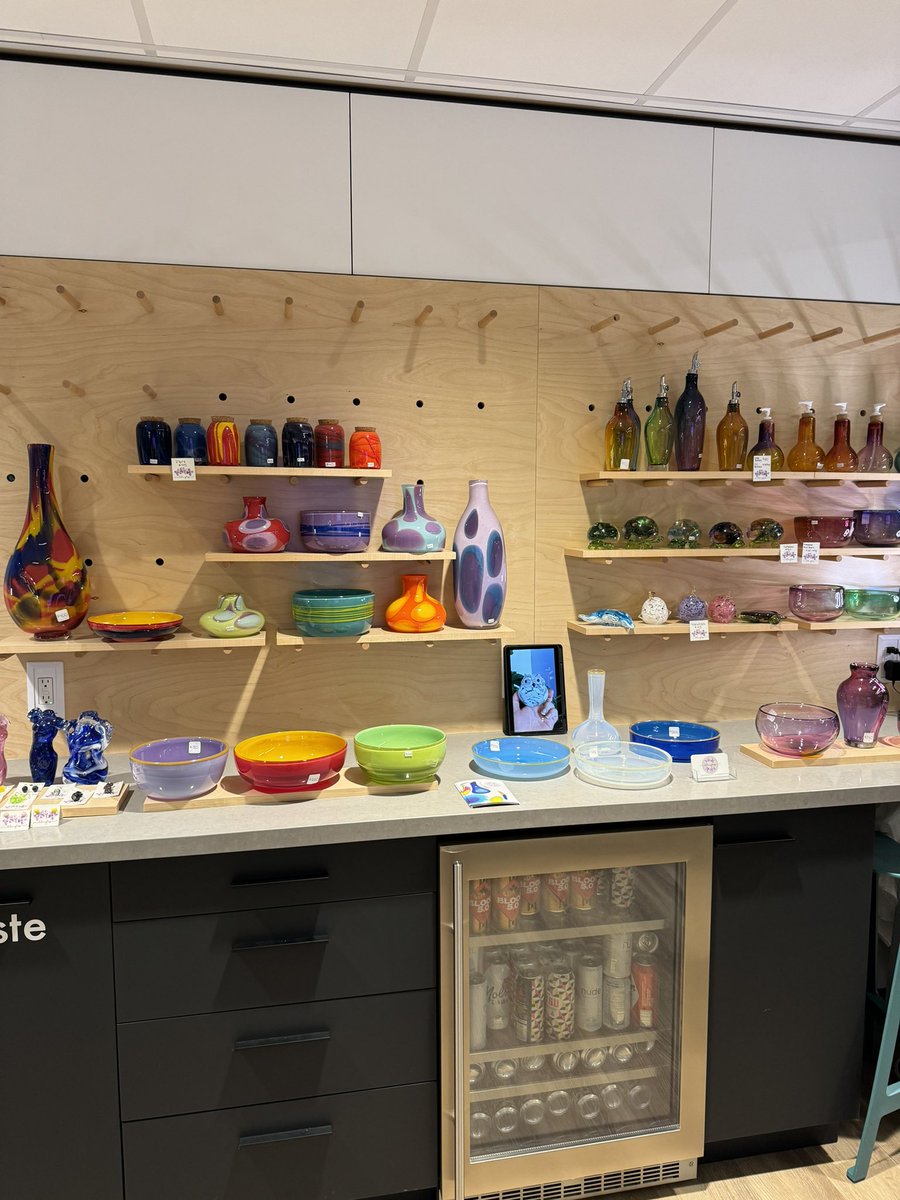 <a href="/cdninteriors/">Canadian Interiors</a> in attendance <a href="/POIWorkplace/">POI</a> 2nd annual Local Legends event. Showcasing over 20 local artists amazing work! The evening was filled with great company, music, and food! #cdninteriors #POIWorkplace